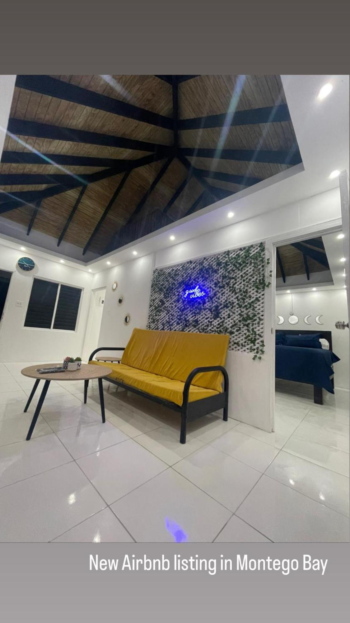 Queens Palace -Montego Bay Airport Suite Zewnętrze zdjęcie